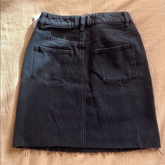 NA-KD | HIGH WAIST DENIM SKIRT - Picture 2 of 4